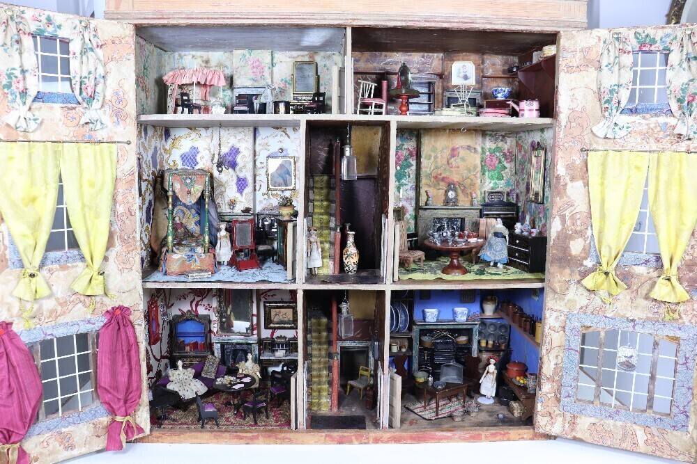 Dollhouse collectors cheap