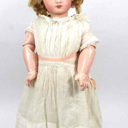 Sold for £2,800